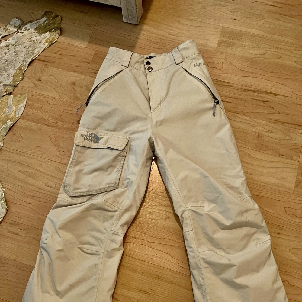 The North Face Girls Ski Pants~ Barely worn.